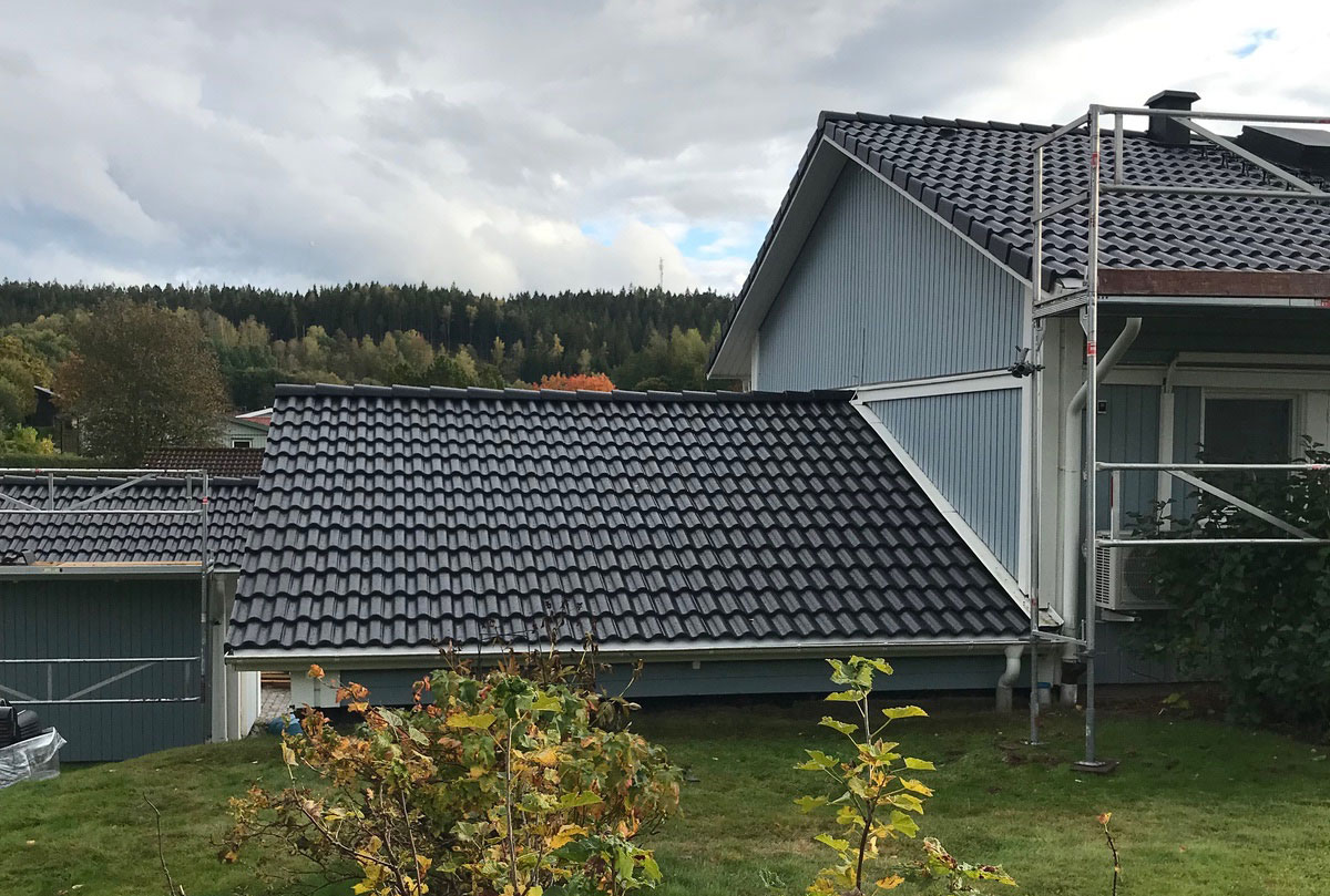 takbyte med ställning i Bollebygd